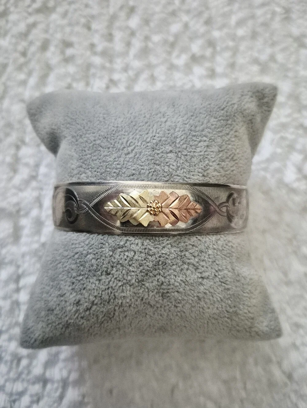 Black Hills Gold vintage black